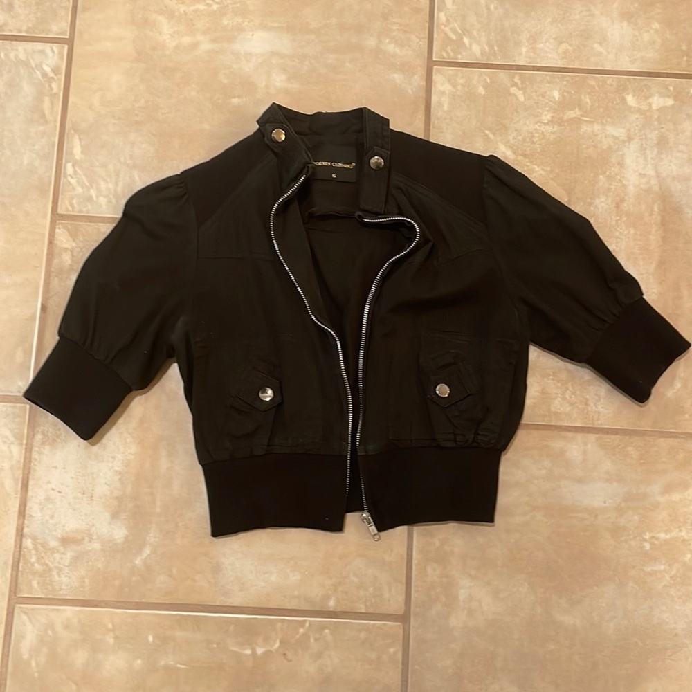 Crop zip up blouse